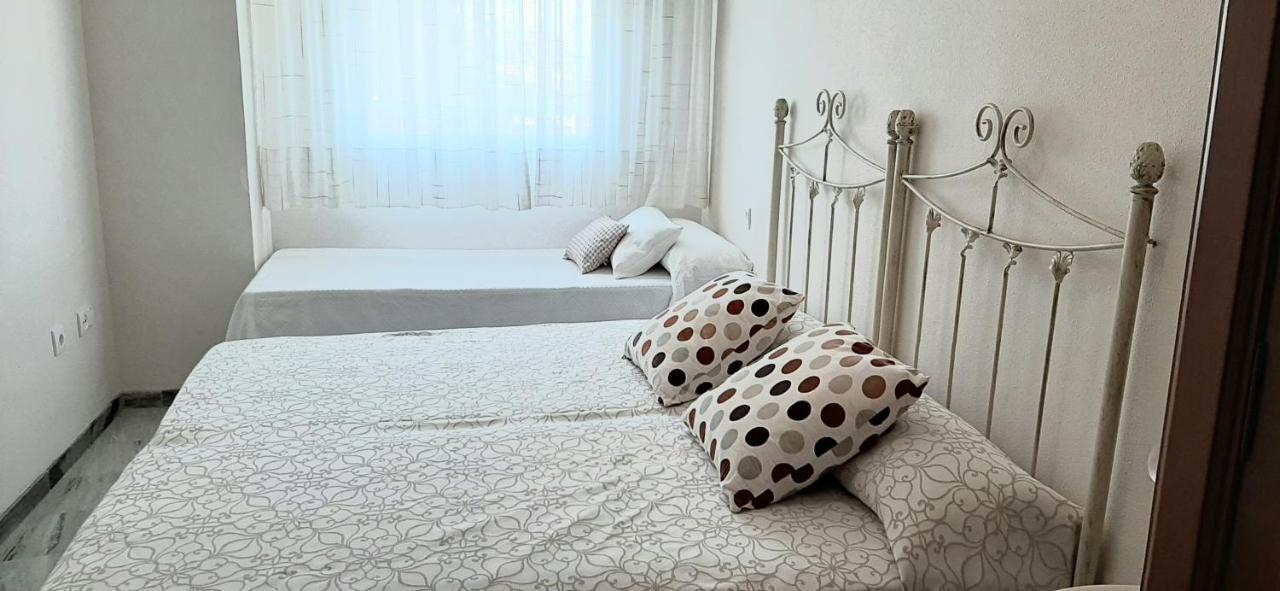 Apartamento Realengo Sevilla Ngoại thất bức ảnh