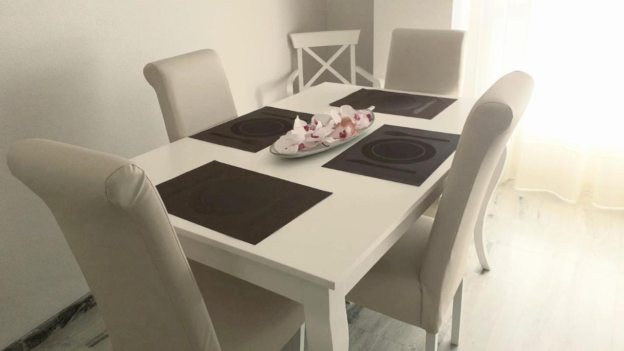 Apartamento Realengo Sevilla Ngoại thất bức ảnh